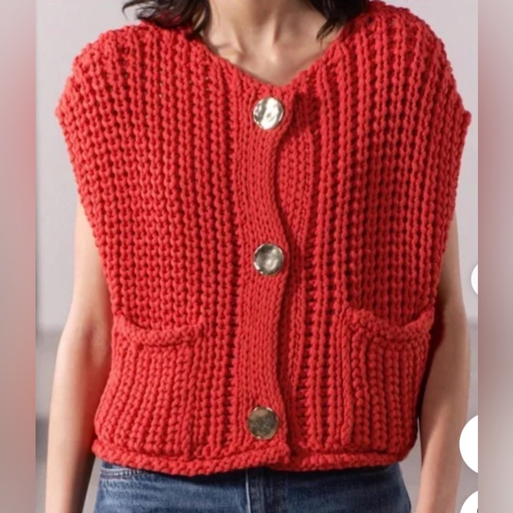 Burnt Orange Chunky Knit Sleeveless Sweater Vest w/ Gold Buttons Pockets Small